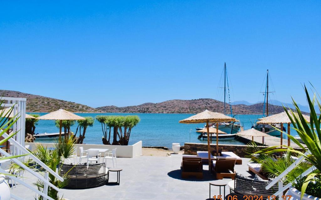 Naiades Beach Boutique Hotel