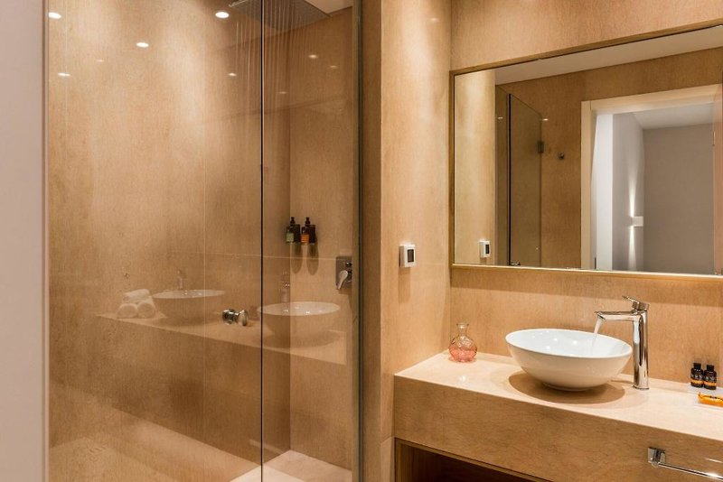 Hotel Avra Apartments Venetian Harbour