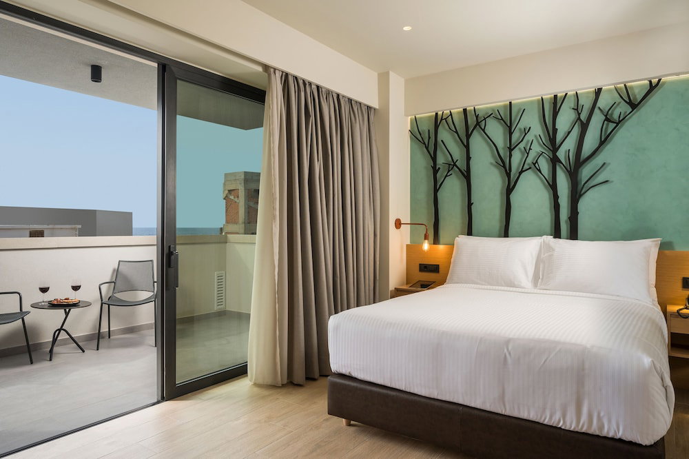 dal travel Hyperion City Hotel & Spa