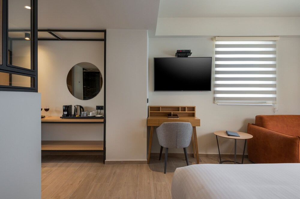 dal travel Hyperion City Hotel & Spa