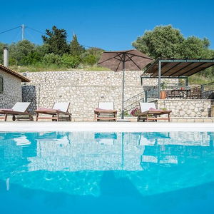 Hotel Villa Aurora cazare Lefkada (toate statiunile)