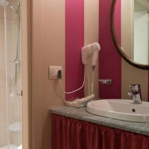 Hotel Porta Palace Apartments cazare Alberta