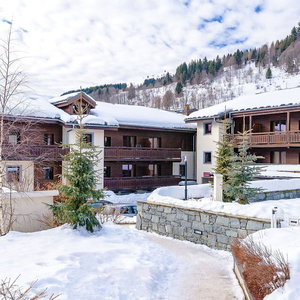 Hotel Lagrange Vacances Les Fermes Emiguy cazare Les Gets