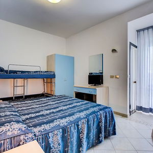 Hotel Hotel Dusseldorf cazare Rivazzurra