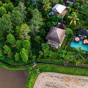 Hotel Villa Manuk cazare Singaraja