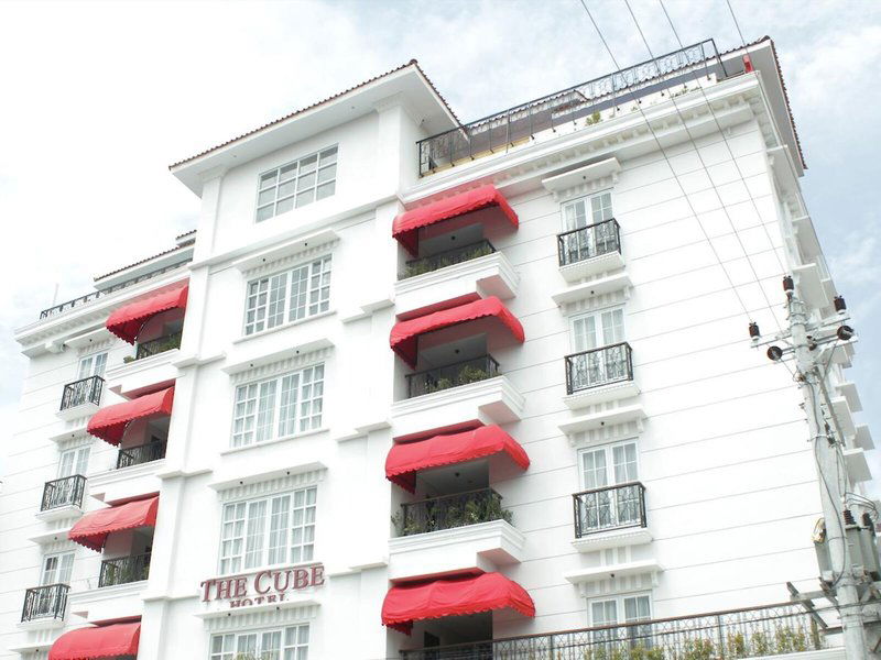 Hotel The Cube Hotel