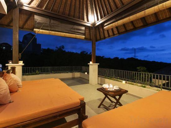 Hotel The Reika Villas