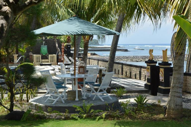 Hotel Segara Wangi Beach Cottages