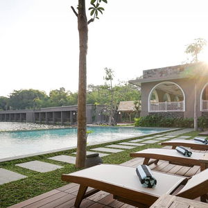 Hotel The Westlake Resort Yogyakarta cazare Yogyakarta