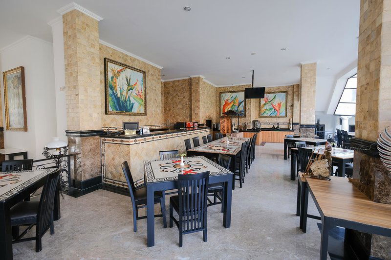 Hotel The Grand Palace