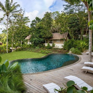 Hotel The Mesare Resort cazare Nusa Penida