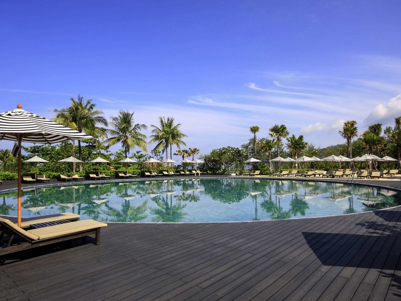 Hotel Pullman Phuket Karon Beach Resort
