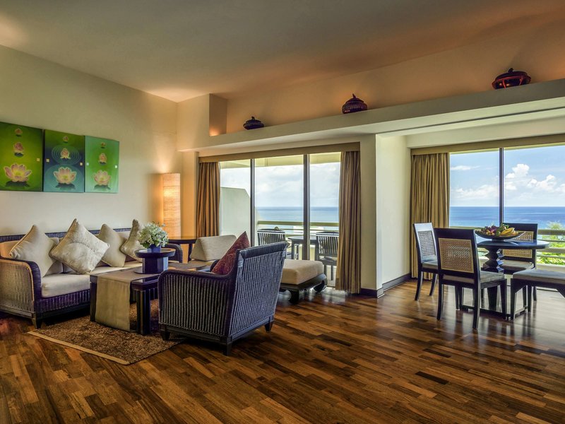 Pullman Phuket Karon Beach Resort