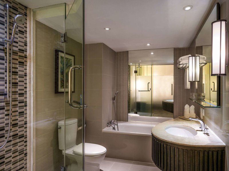 Pullman Phuket Karon Beach Resort