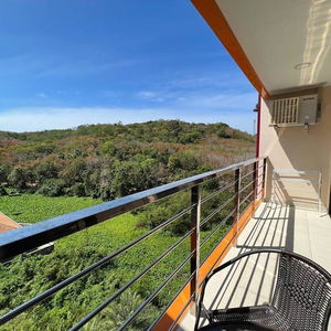 Sejur Naiharn Pearl Condo Hotel By Villacarte vacanta Rawai