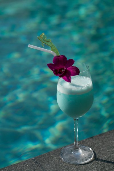 Peace Blue Naiharn Resort Phuket