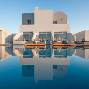 Sejur Volcanic Arc Suites vacanta Oia