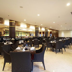 Hotel Santika Premiere Jogja cazare Yogyakarta