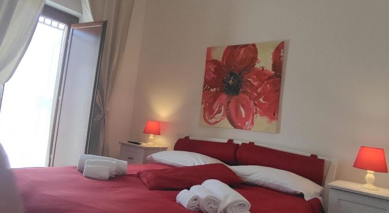 B&B Tra Le Mura