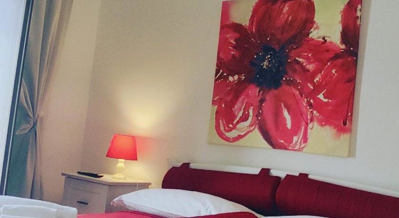 B&B Tra Le Mura