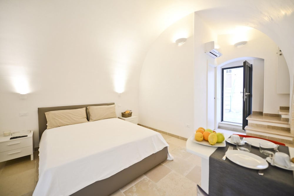 Hotel Scirocco Apartment With Terrace By Wonderful Italy