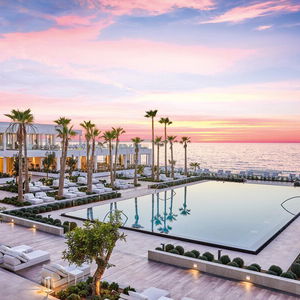 Hotel Grecotel Luxme White Palace cazare Adelianos Kampos