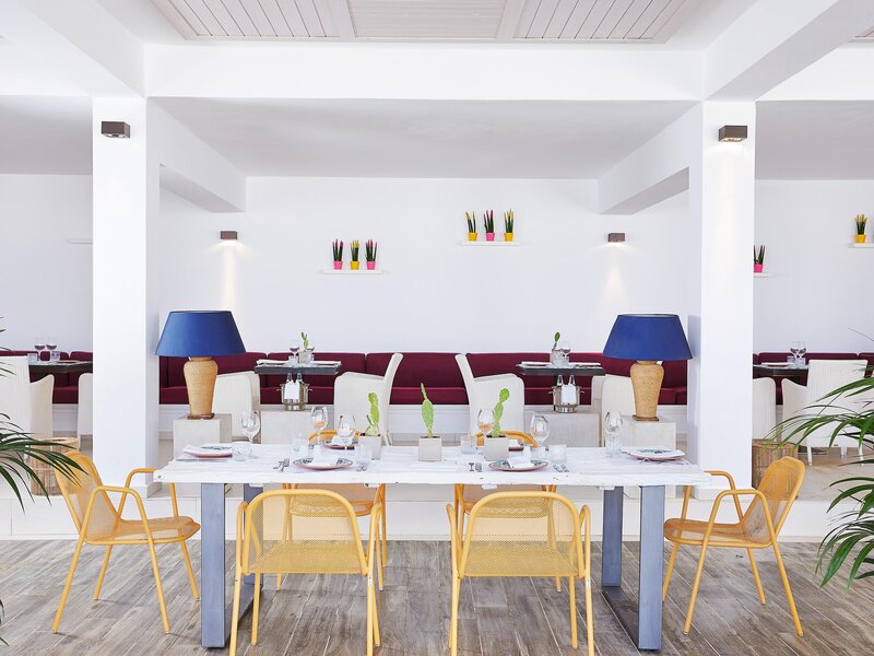 Grecotel Luxme White Palace