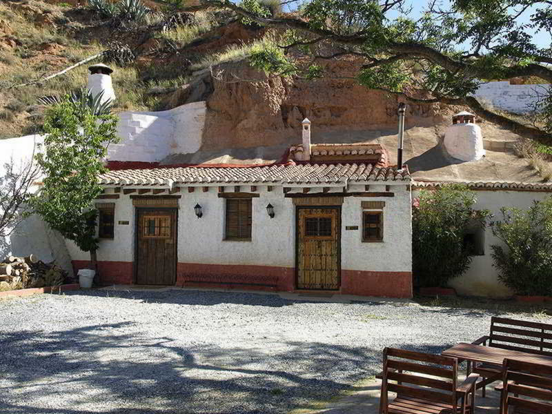 Casas Cueva La Tala