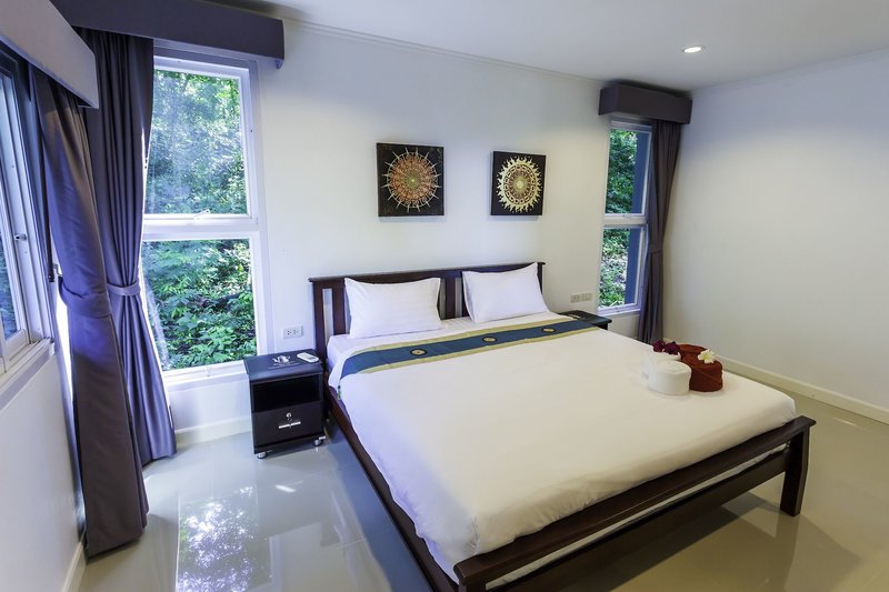 White Flower Lanta