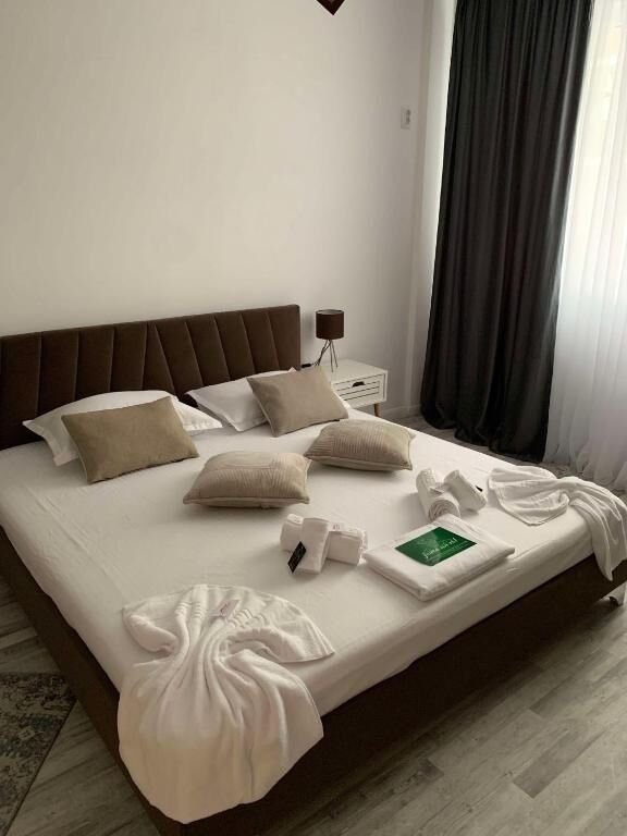 Oltenia Studio Happy Residence 3