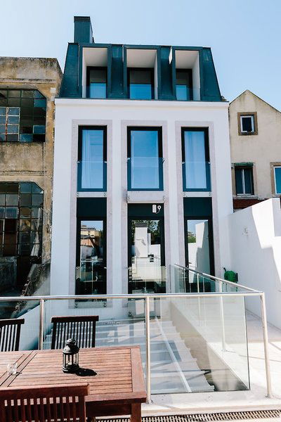 Hotel Lisbon South Hostel