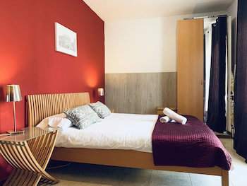 Hotel La Pedrera Residence