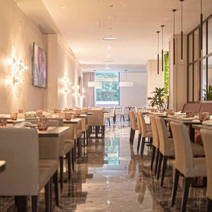 Sejur Masa Hotel Campo Grande vacanta Lisbon