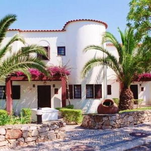 Sejur Apartamentos Vale De Carros By Umbral vacanta Olhos de Agua