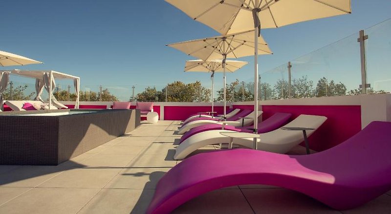 Hotel Chic Flats & Suites