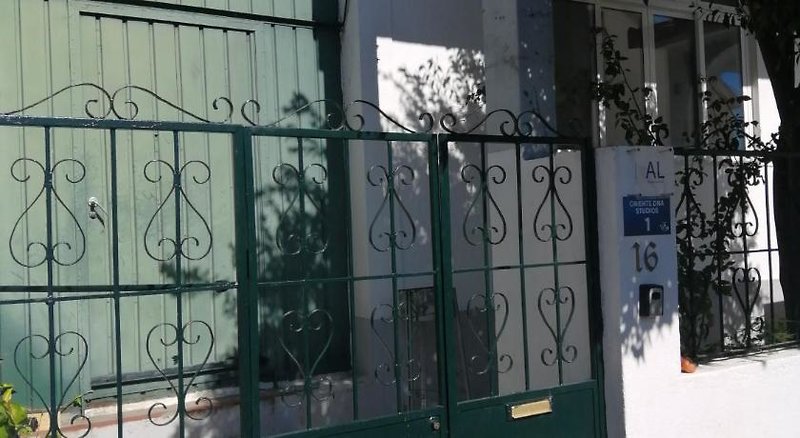 Oriente Dna Studios & Rooms