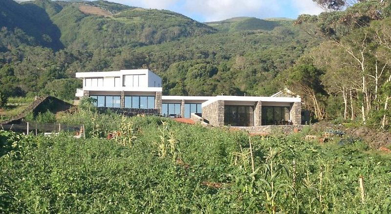 Hotel Make It Happen Farm