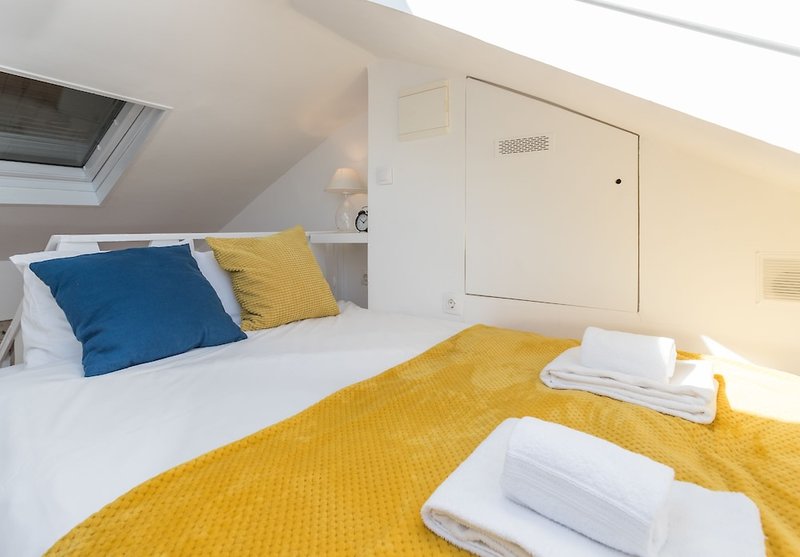 Alfama Loft Studio Loft Apartment W/ River View - By Lu Holidays
