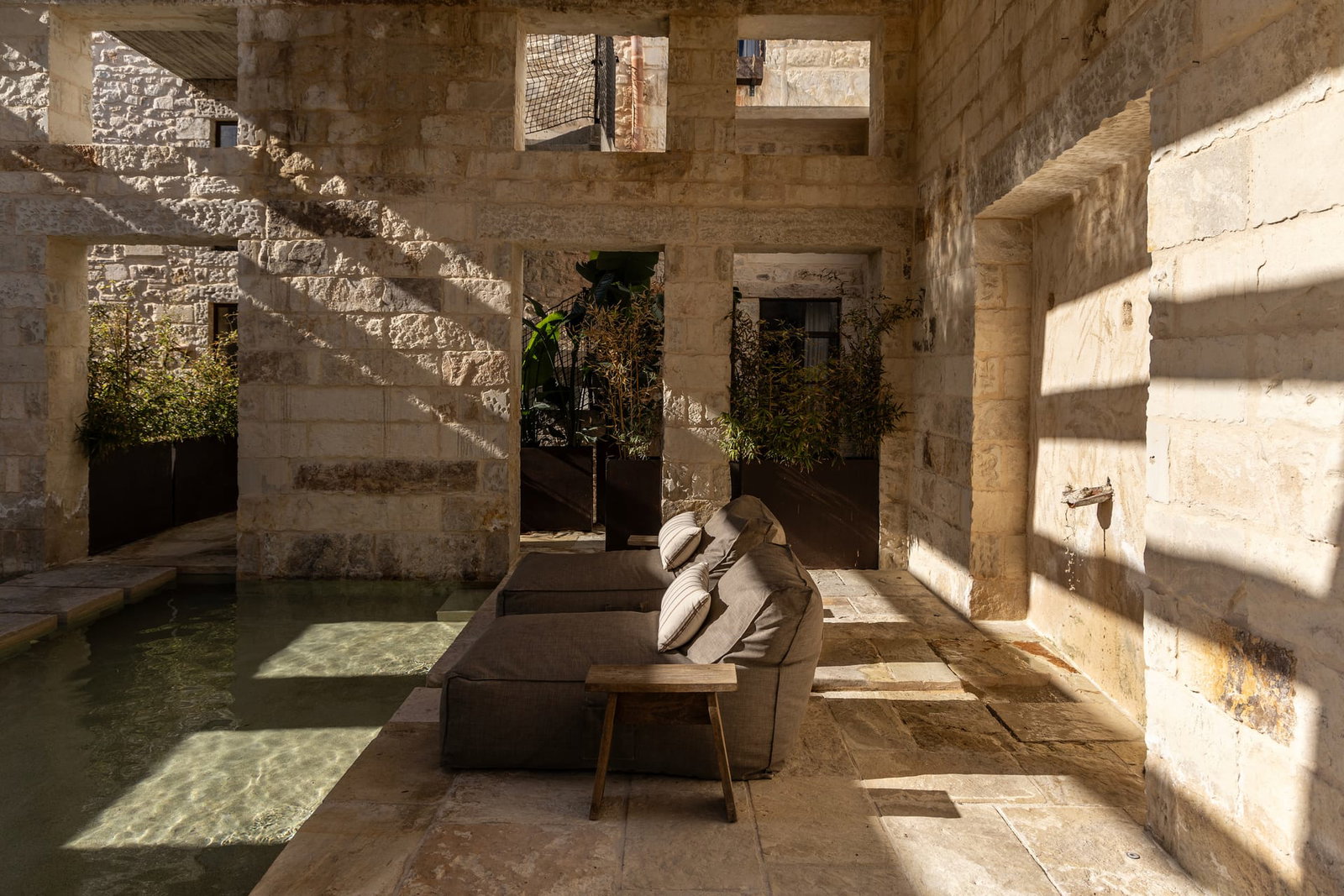 dal travel Amalen Suites