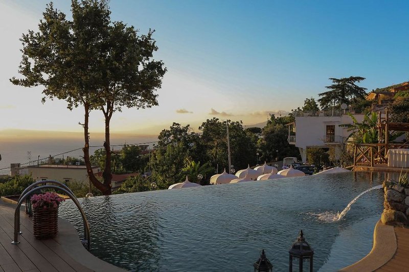 Don Giulio Luxury Rooms