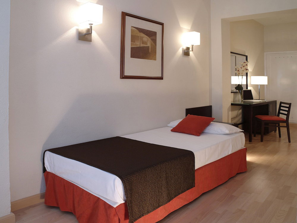 dal travel Hotel Adonis Pelinor