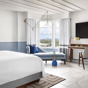 Sejur Cadillac Hotel & Beach Club, Autograph Collection vacanta Miami