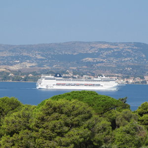 Hotel Seapine Studios cazare Lassi