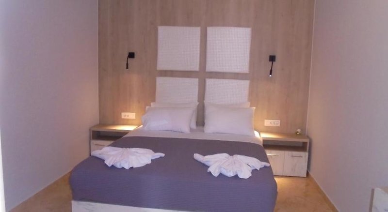 Hotel Ourania Studios