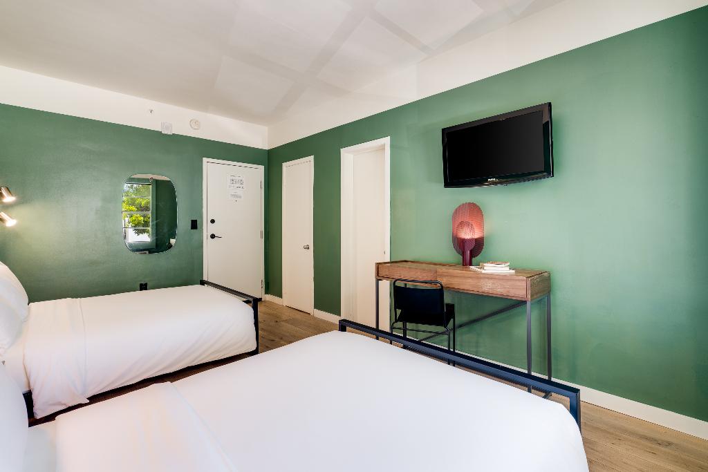 Hotel Greenview Hotel By Lowkl