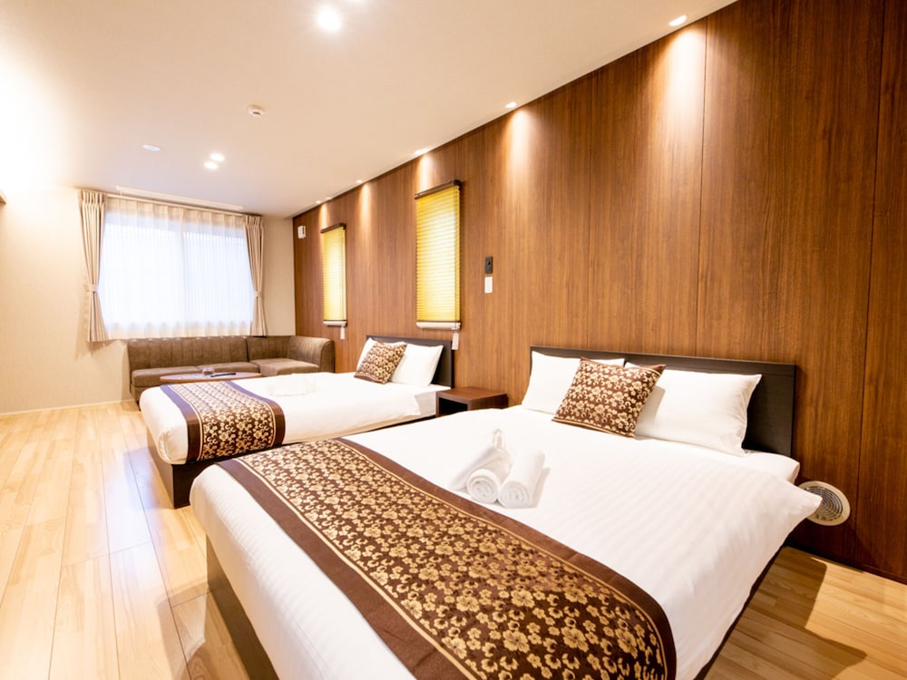Grand Base Hiroshima Hikarimachi