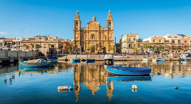 Luxury Msida Circle Apartment