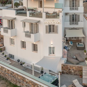 Sejur Ostria Hotel vacanta Adamas