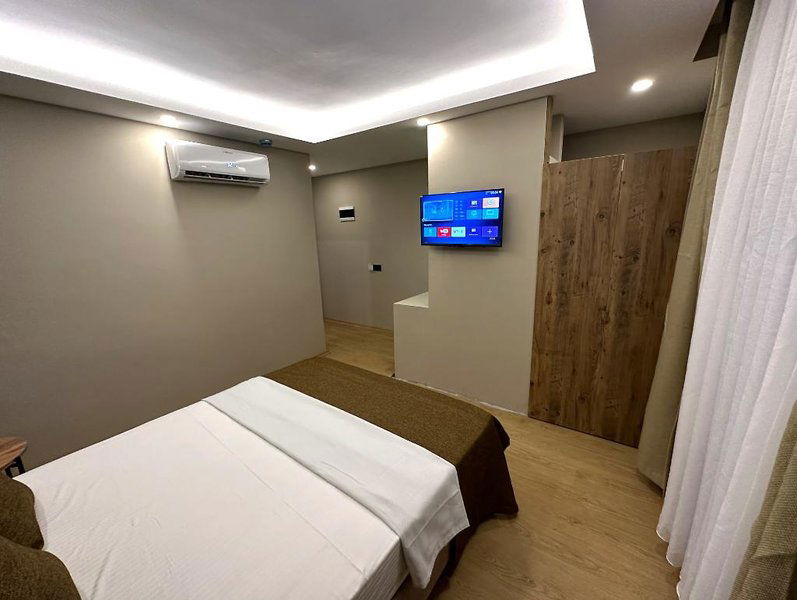 Hotel Red Castle Hotel And Pub