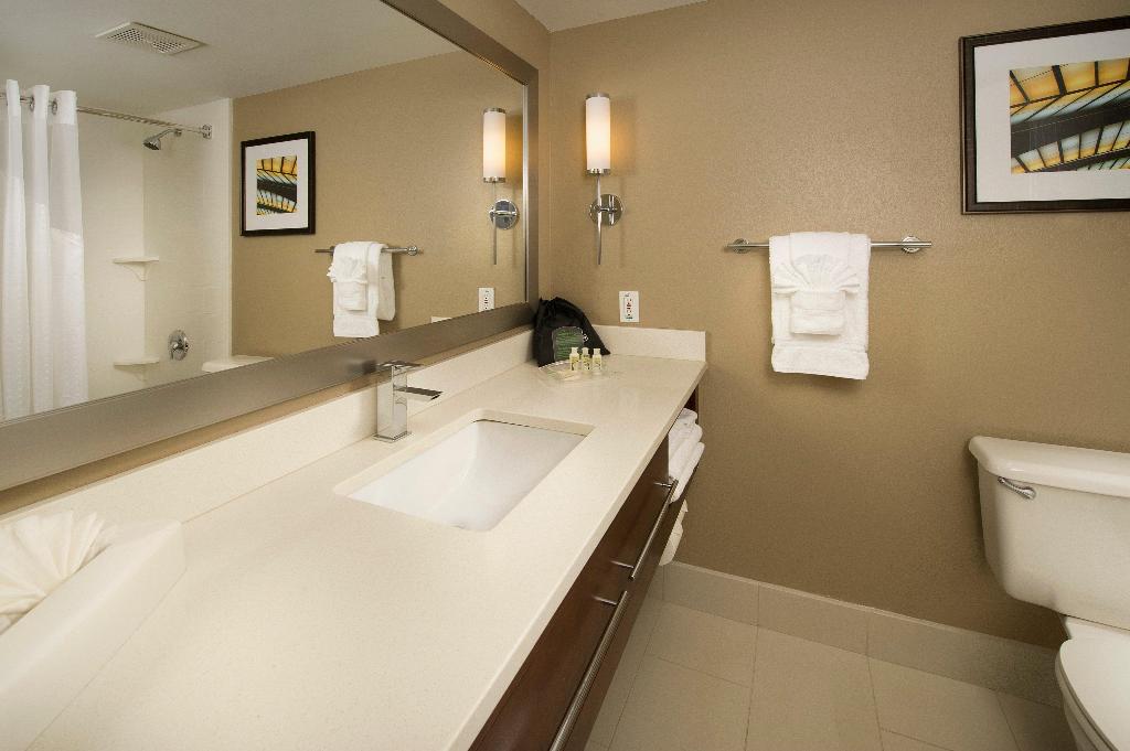 Holiday Inn Miami-Doral Area, An Ihg Hotel
